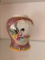 Vintage Chinese Vaas met Dame, Ophalen