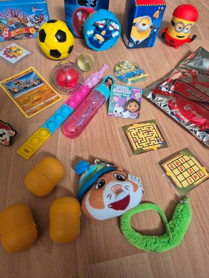 Grote zak vol uitdeelcadeautjes en grabbeltoncadeautjes, Kinderen en Baby's, Overige Kinderen en Baby's, Nieuw, Ophalen of Verzenden