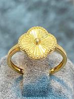 14k Gouden Klaver Ring, Sieraden, Tassen en Uiterlijk, Ringen, Nieuw, Ophalen of Verzenden, 17 tot 18, Dame