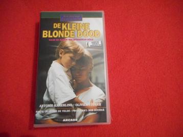 DE KLEINE BLONDE DOOD! Speelfilm Op VIDEO! beschikbaar voor biedingen