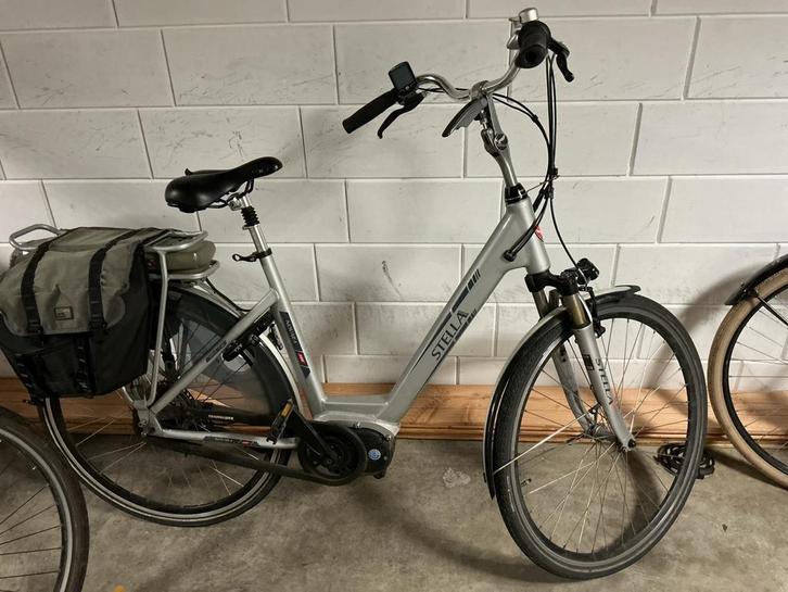 Stella Novara elektrische fiets met defecte accu, Fietsen en Brommers, Elektrische fietsen, Gebruikt, Sparta, 51 tot 55 cm, 30 tot 50 km per accu