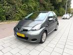 Toyota Aygo 1.0 | AUTOMAAT | VELGEN | LEER | AIRCO | LUXE UI, Zwart, 4 stoelen, 68 pk, 998 cc