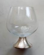 Cognacglas op een 2e gehalte  zilveren voet, Verzenden