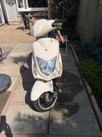 Mooie snorscooter  merk Senzo eventueel met helm, Ophalen, Overige merken