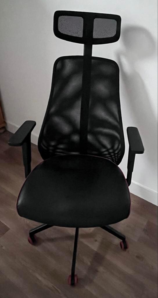 Gamingstoel Bomstad Ikea, Huis en Inrichting, Bureaustoelen, Gebruikt, Bureaustoel, Zwart, Gaming bureaustoel, Ophalen