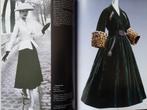 Fashion, a history from the 18th to the 20th century, Boeken, Verzenden, Mode algemeen, Onbekend, Gelezen