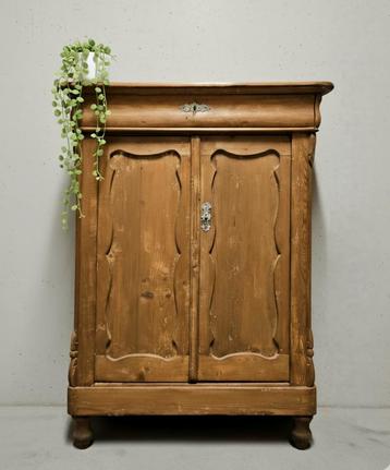 Antieke grenen Biedermeier meidenkast vintage ondiepe kast beschikbaar voor biedingen