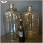 Grote apothekers Laboratorium flessen 45 en 47 cm hoog, Ophalen
