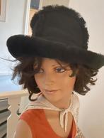 Prachtig warme lammy hoed, 56 of 57 cm (M, 7 of 7⅛ inch), Ophalen of Verzenden, Hoed, Zo goed als nieuw