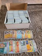 1000 Pokemon kaarten - Verzameling/Doorverkoop, Hobby en Vrije tijd, Verzamelkaartspellen | Pokémon, Ophalen of Verzenden