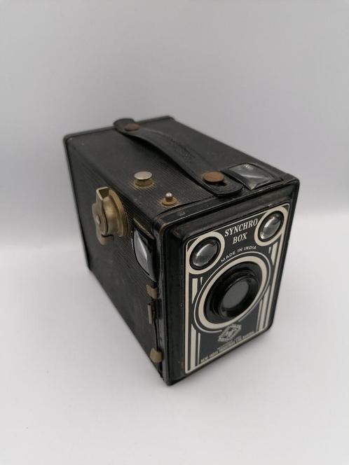 Rare vintage box camera Agfa synchro box 600, made in India, Audio, Tv en Foto, Fotocamera's Analoog, Gebruikt, Compact, Overige Merken