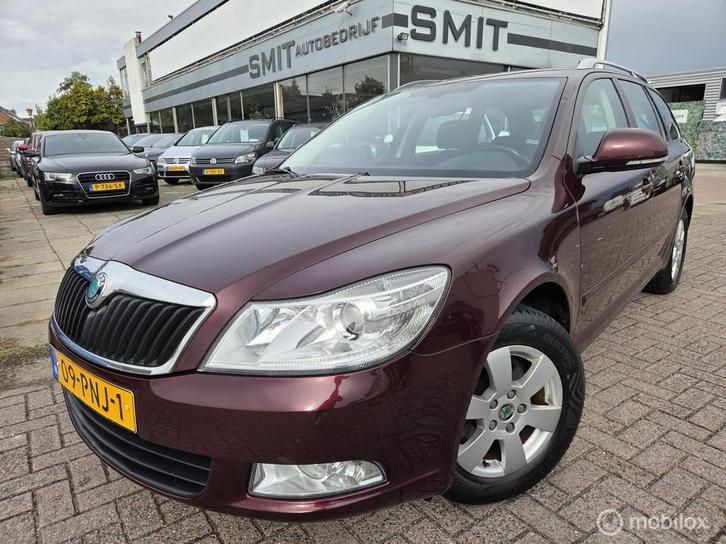 Skoda Octavia Combi 1.2 TSI Elegance AUT/NLAuto/Dealer/Trekh, Auto's, Skoda, Bedrijf, Te koop, Octavia, ABS, Airbags, Airconditioning