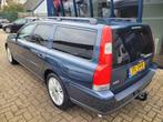 Volvo V70 2.4 Edition Automaat, Auto's, Volvo, Beige, Blauw, Leder en Stof, 1498 kg