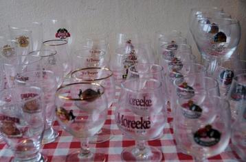 Grote verzameling bierglazen beschikbaar voor biedingen