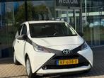 Toyota Aygo 1.0 VVT-i x-fun Dealer Onderhouden, Voorwielaandrijving, Gebruikt, Euro 6, 4 stoelen