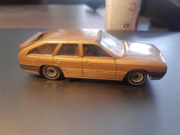 siku Audi 100 Avant 1057 beschikbaar voor biedingen