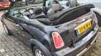 Mini 1.6 16V Cooper Cabrio AUT 2006 Zwart, Auto's, Mini, USB, 4 cilinders, 4 stoelen, Zwart
