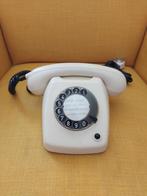 Vintage telefoon PTT T65 draaischijf De Luxe Ivoor., Ophalen of Verzenden, Met draaischijf