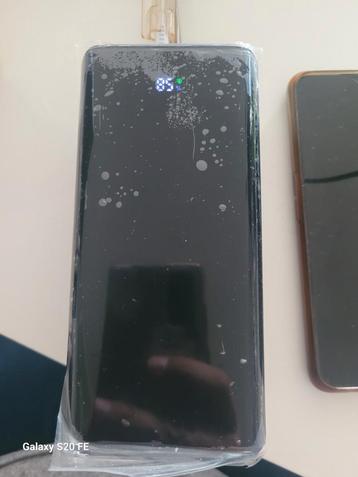 Grote Powerbank 100.000mAh met Verlichting beschikbaar voor biedingen