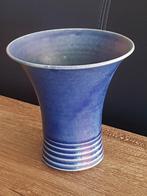 Blauw pottenbakkers vaasje, Blauw, Aardewerk of Porselein, Ophalen of Verzenden, Zo goed als nieuw