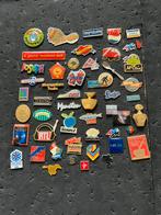 50 st div pin’s verzamel assortiment met sluitclips, Verzamelen, Speldjes, Pins en Buttons, Ophalen of Verzenden, Zo goed als nieuw