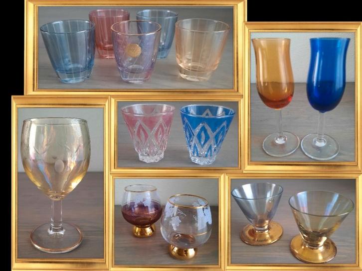 verschillende kleurige glazen, Antiek en Kunst, Antiek | Glas en Kristal, Ophalen of Verzenden