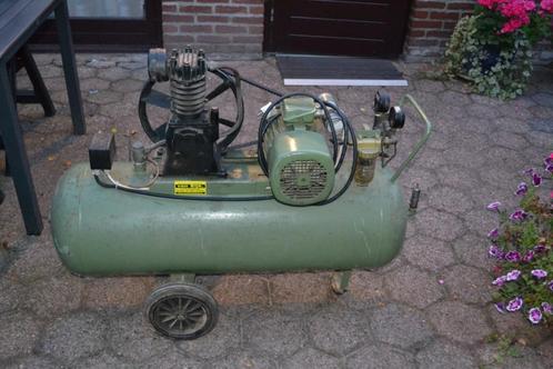 COMPRESSOR, Doe-het-zelf en Verbouw, Compressors, Gebruikt, 6 tot 10 bar, 100 liter of meer, 200 tot 400 liter/min, Ophalen