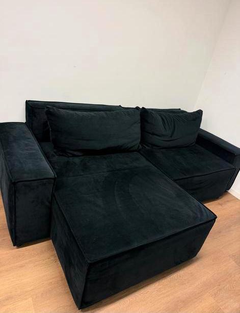 Zwarte velvet hoek-slaapbank- uitschuifbaar 250x150, Huis en Inrichting, Banken | Bankstellen, Zo goed als nieuw, Driepersoons