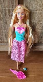 Barbie roze blauw met losse rok, Kinderen en Baby's, Speelgoed | Poppen, Ophalen of Verzenden, Zo goed als nieuw, Barbie