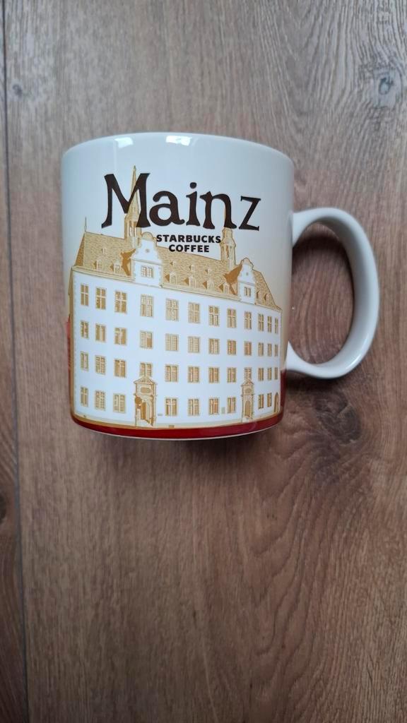 Starbucks Mainz Global Icon Mok - Nieuwstaat!, Huis en Inrichting, Keuken | Servies, Ophalen of Verzenden