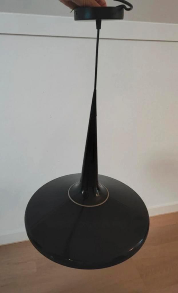 Fritz Hansen zwarte space age designhanglamp : Juicy, Huis en Inrichting, Lampen | Hanglampen, Ophalen of Verzenden