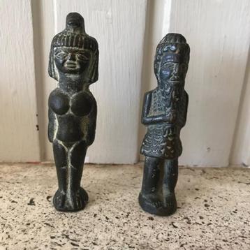 2 metalen / bronze beeldjes beschikbaar voor biedingen
