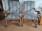 2  heren stoelen, rijk houtsnijwerk, gobelinstof, poot, Ophalen