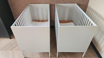 1x Kidsmill ledikant lichtgrijs incl matras T.E.A.B. beschikbaar voor biedingen