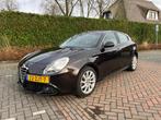 Alfa Romeo Giulietta 1.4 Turbo Multi AIR- APK tot juni 2026!, Auto's, Alfa Romeo, Voorwielaandrijving, Stof, 4 cilinders, Zwart