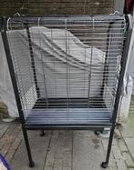 Grote vogelkooi, Dieren en Toebehoren, Vogels | Hokken en Kooien, Ophalen of Verzenden, Zo goed als nieuw, Metaal, Vogelkooi
