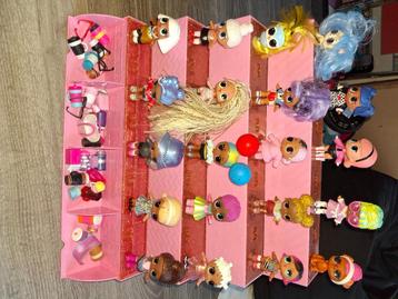 L.O.L display inclusief poppetjes beschikbaar voor biedingen