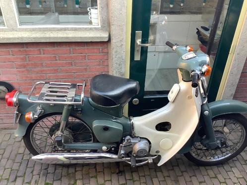 Honda c50 het oude type, Fietsen en Brommers, Brommers | Oldtimers, Overige merken, Maximaal 45 km/u, Ophalen