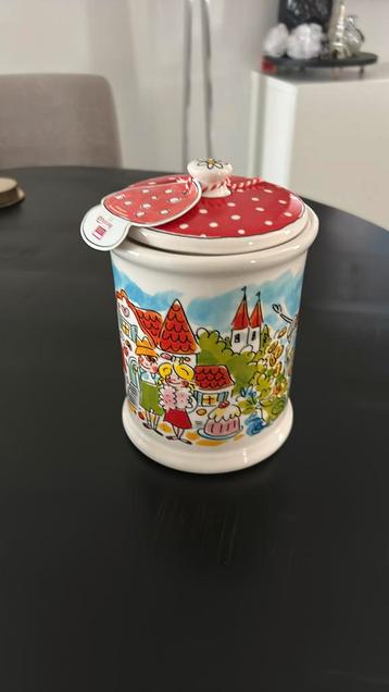 Blond amsterdem efteling voorraadpot beschikbaar voor biedingen