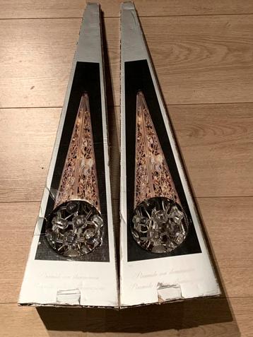 Pyramide verlichting beschikbaar voor biedingen