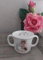 Royal Albert Beatrix Potter kinder beker Hunca Munca, Ophalen of Verzenden, Zo goed als nieuw, Overige stijlen, Kop(pen) en/of Schotel(s)