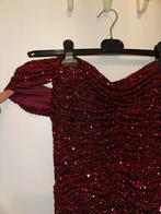 Prachtige rode pailletten jurk - off shoulder, Ophalen of Verzenden, Gedragen, Maat 42/44 (L), Rood