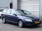 Volvo V70 1.6 T4 Limited Edition|Xenon|Cruise|Navi|PDC|Trekh, Voorwielaandrijving, 15 km/l, Gebruikt, Zwart