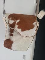Koeienhuid tasje, Sieraden, Tassen en Uiterlijk, Tassen | Damestassen, Ophalen of Verzenden, Zo goed als nieuw, Bruin, Schoudertasje
