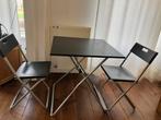 Ikea Gunde foldable desk and chairs, Tuin en Terras, Ophalen, Zo goed als nieuw, 2 zitplaatsen