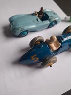te koop of ruilen 2 x Dinky toys Ferrari  en Aston Martin, Antiek en Kunst, Ophalen of Verzenden