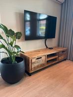 Complete set, eettafel tv meubel en salontafels mangohout, Ophalen