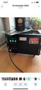 2 Hoogspannings voedingen, Ophalen, Zo goed als nieuw