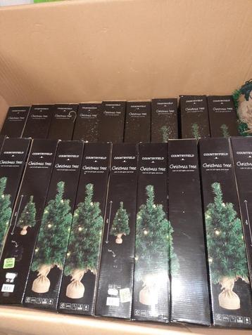 10 x Countryfield 90 cm Kerstboom Led/Timer(nieuw) beschikbaar voor biedingen