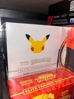 Pokemon Celebrations Elite Trainer Box sealed, Ophalen of Verzenden, Nieuw, Boosterbox